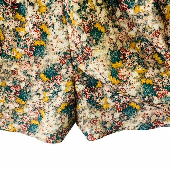 Coco + Jameson Boho Lace Up Floral Bell Sleeves Romper - Picture 4 of 12